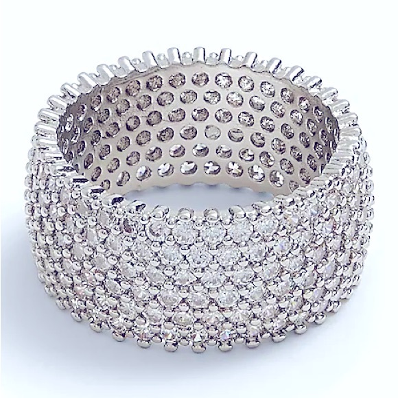 NWT Express Rhinestone Pave Statement Ring - Picture 1 of 2